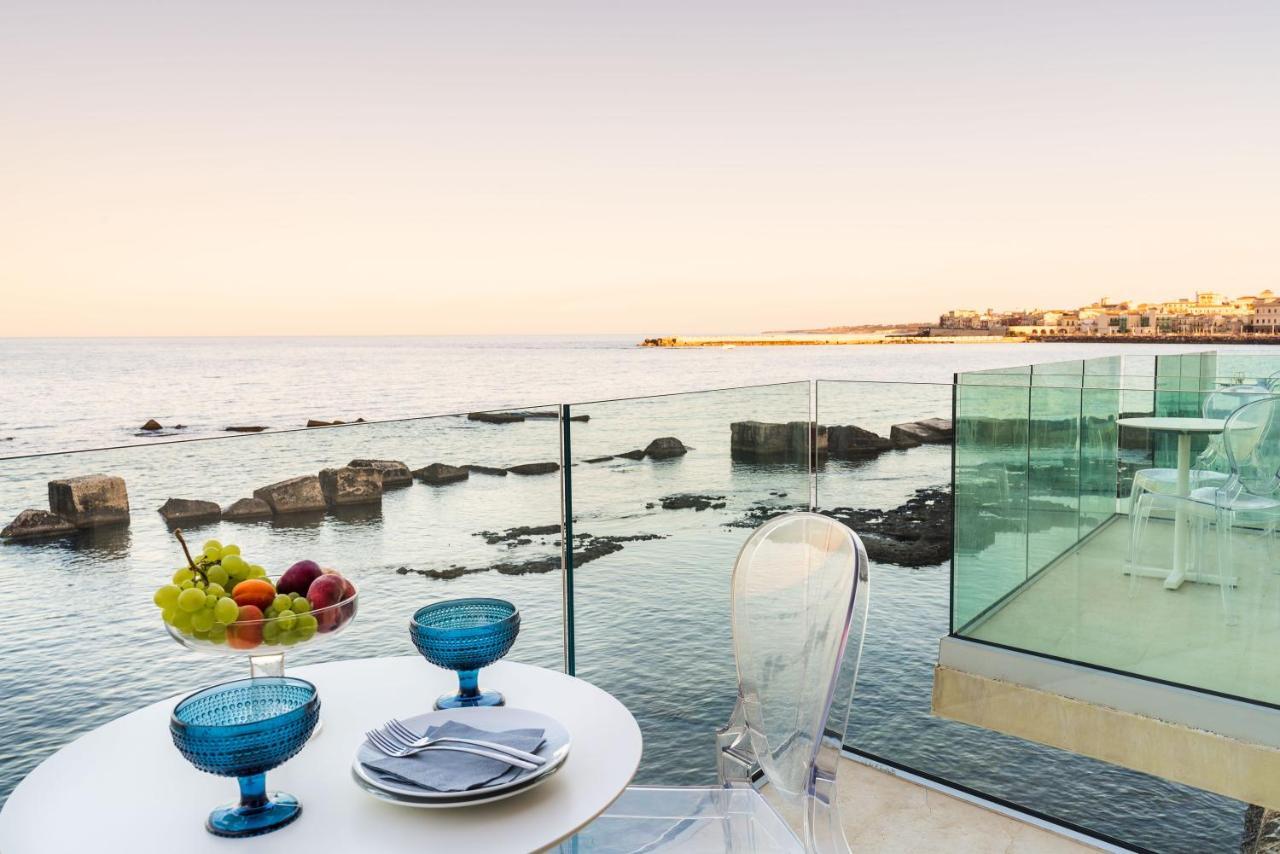 Re Dionisio Luxury Suites Syrakusa Exteriör bild