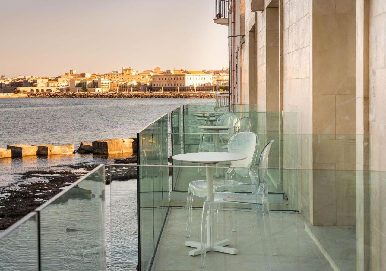 Re Dionisio Luxury Suites Syrakusa Exteriör bild