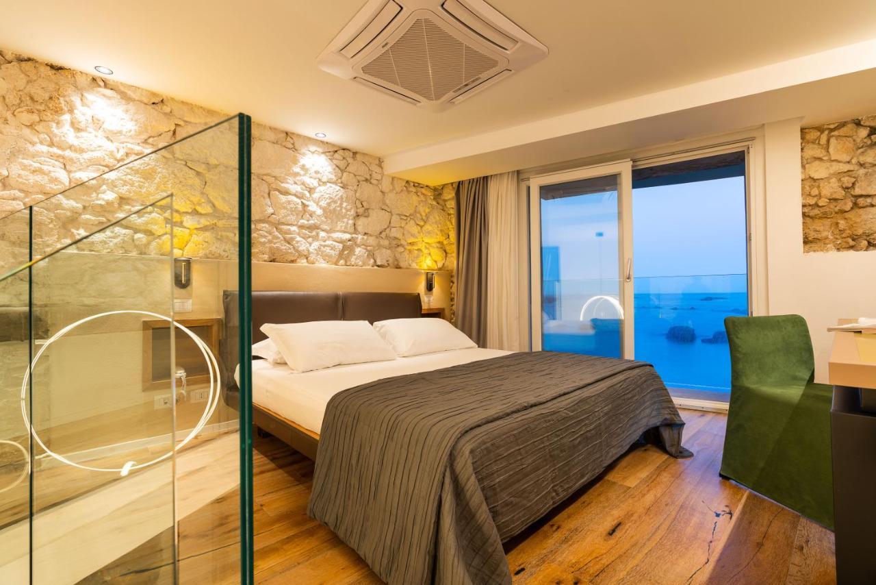 Re Dionisio Luxury Suites Syrakusa Exteriör bild