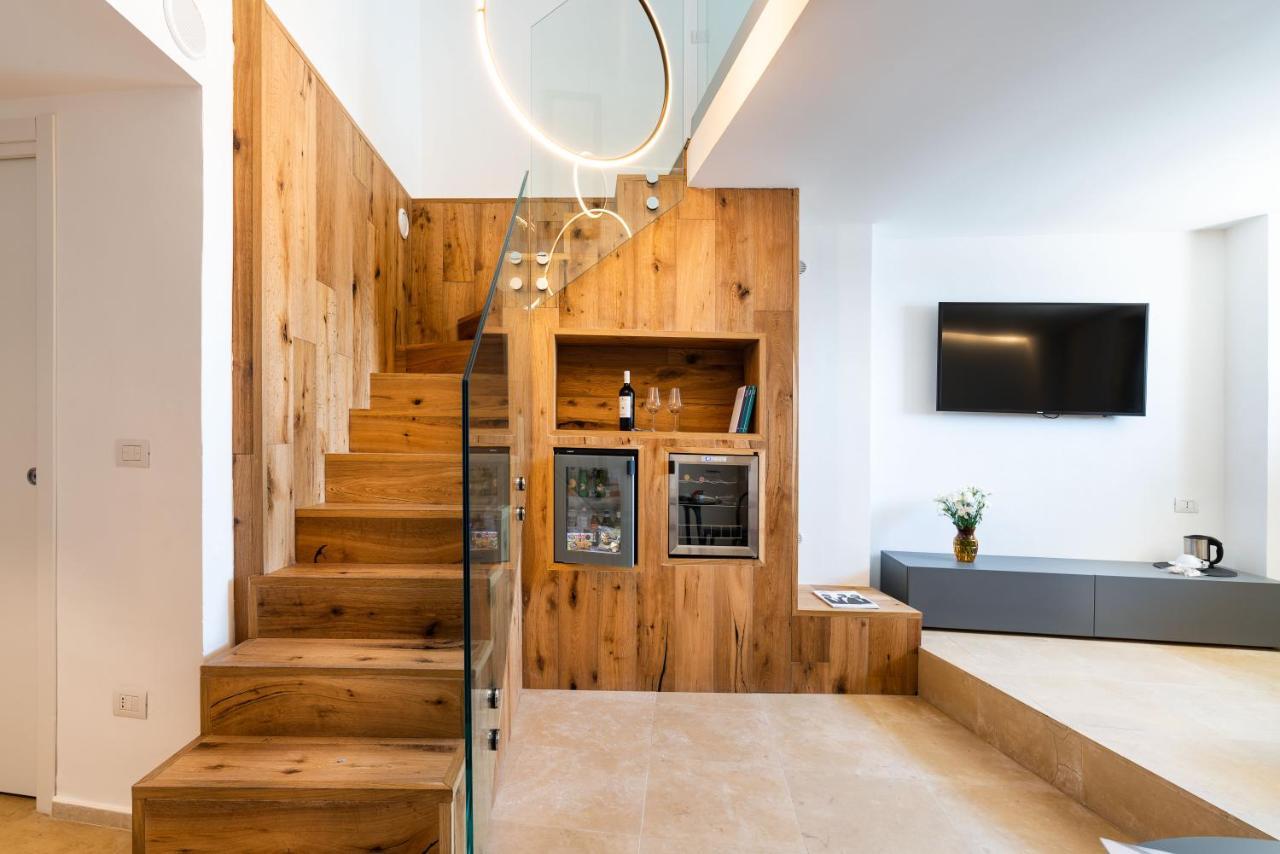 Re Dionisio Luxury Suites Syrakusa Exteriör bild