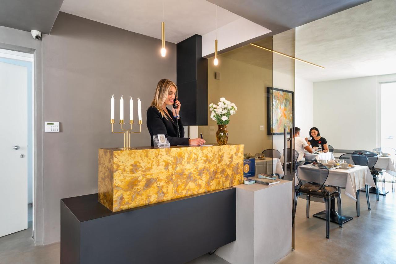 Re Dionisio Luxury Suites Syrakusa Exteriör bild