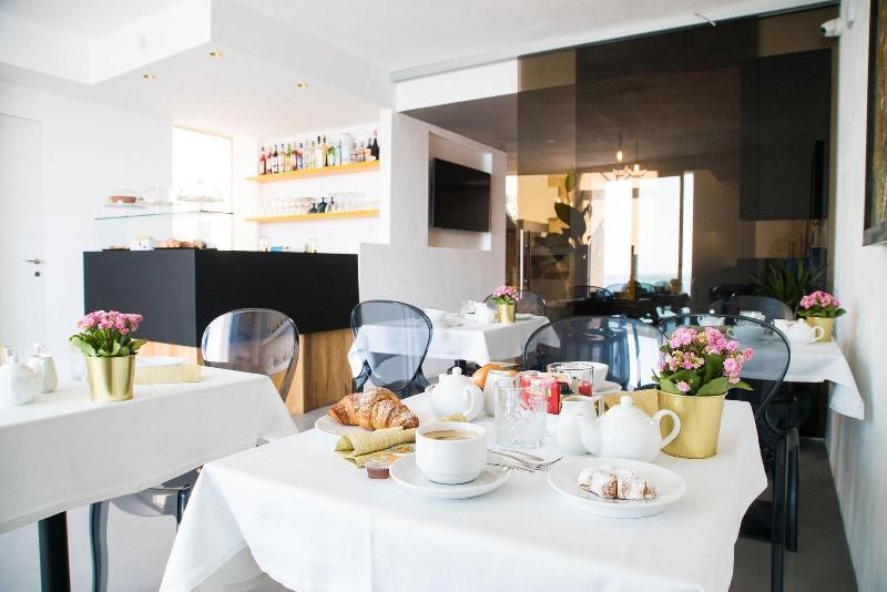 Re Dionisio Luxury Suites Syrakusa Exteriör bild