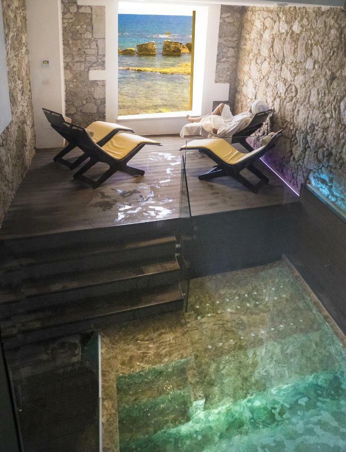 Re Dionisio Luxury Suites Syrakusa Exteriör bild