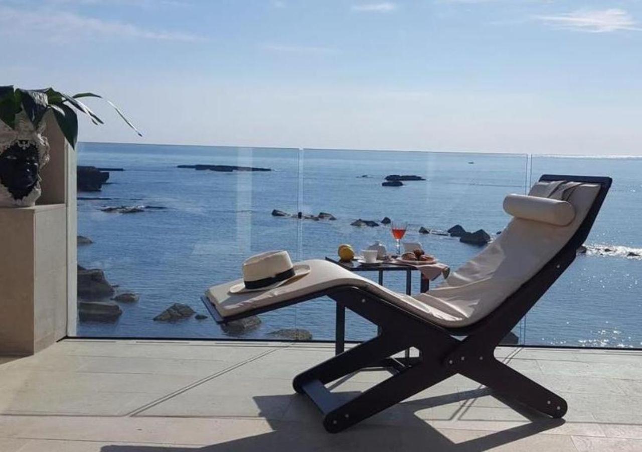 Re Dionisio Luxury Suites Syrakusa Exteriör bild